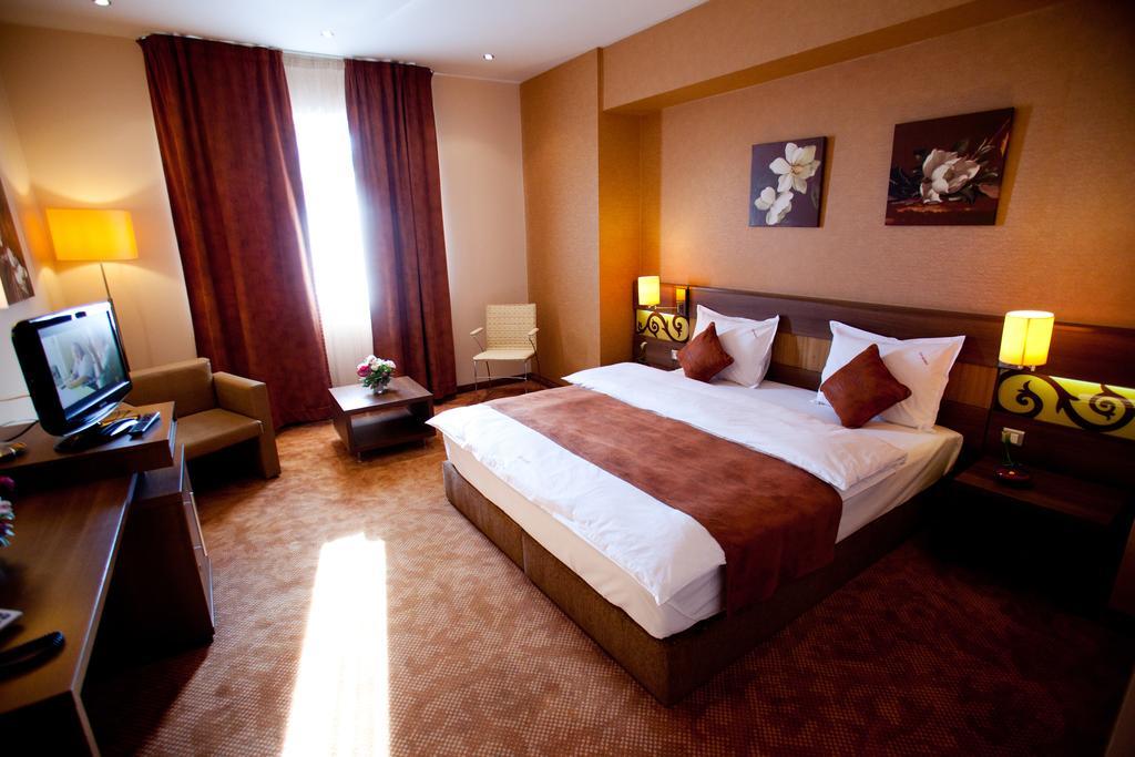 Top Rooms Aparthotel Boekarest Kamer foto